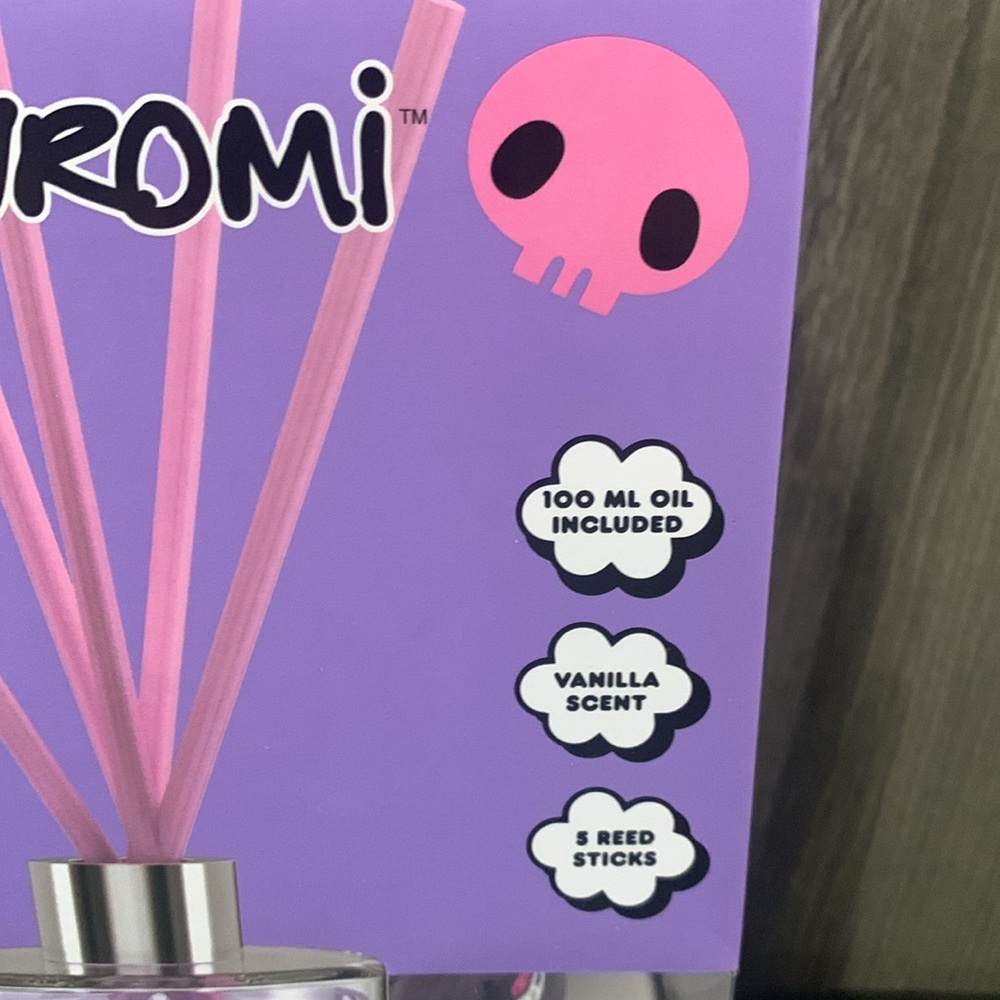Hello Kitty's Friend Kuromi Reed Glass Vanilla Diffuser In Box By Sanrio - Picture 3 of 9